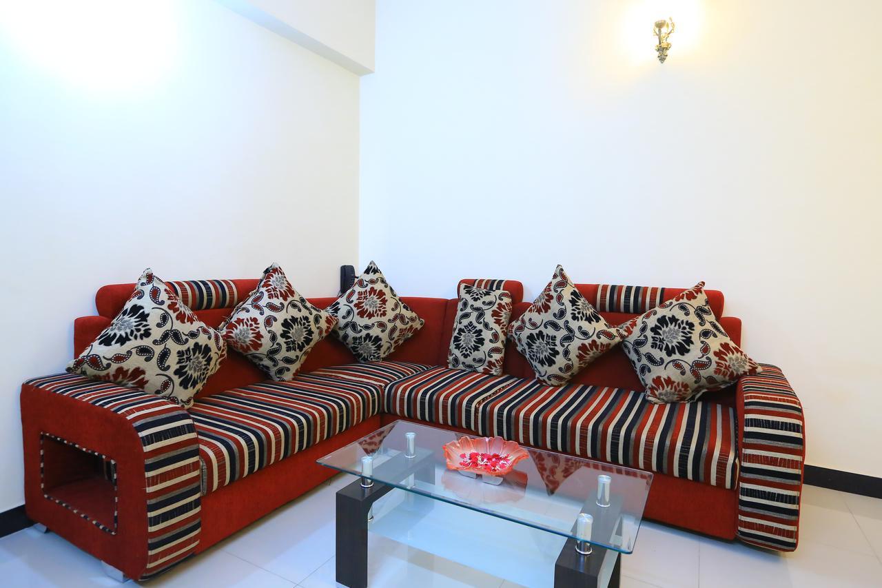 Oyo 2916 Apartment Queens Castle Bangalore Bagian luar foto